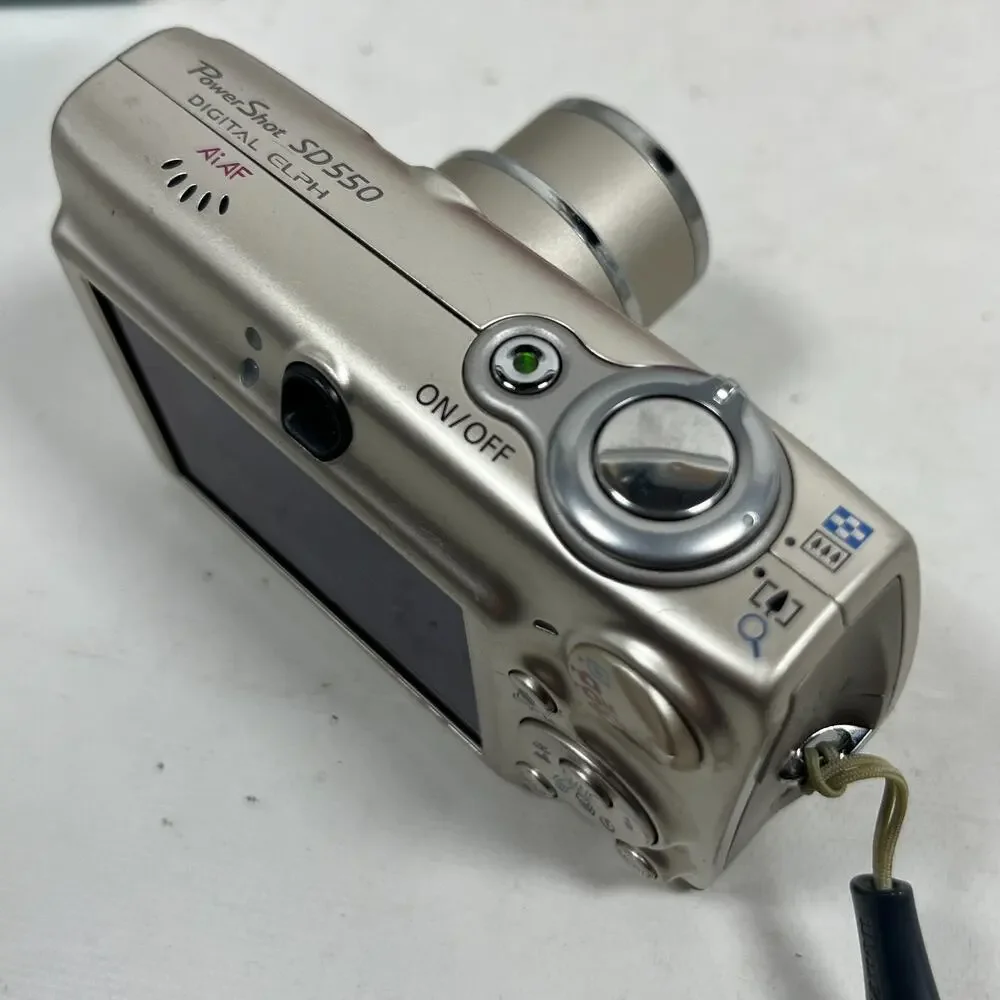 CANON PowerShot SD550 Digital ELPH Camera 7.1MP with Battery Gold Tested